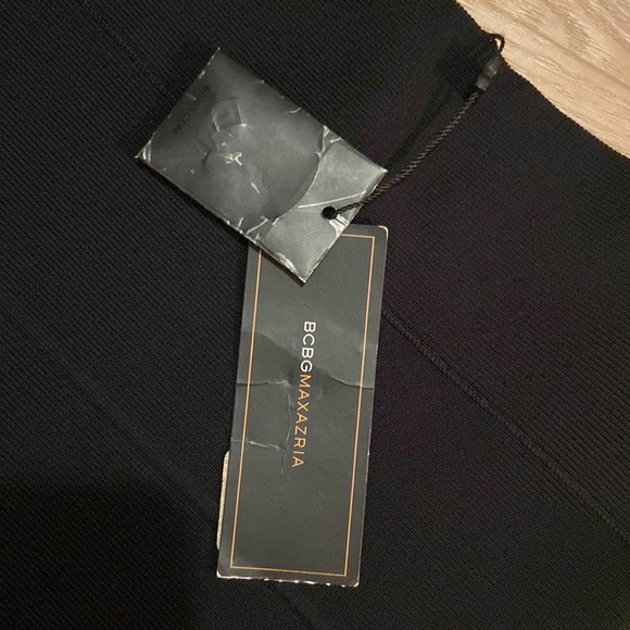 Bondage Skirt - Picture 3 of 4